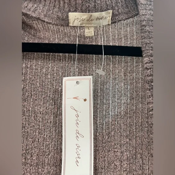 NWT Cozy Tan Pink Rose Sweater
Cardigan SIZE L Women's Pink Open-Front Sweater - Picture 3 of 7